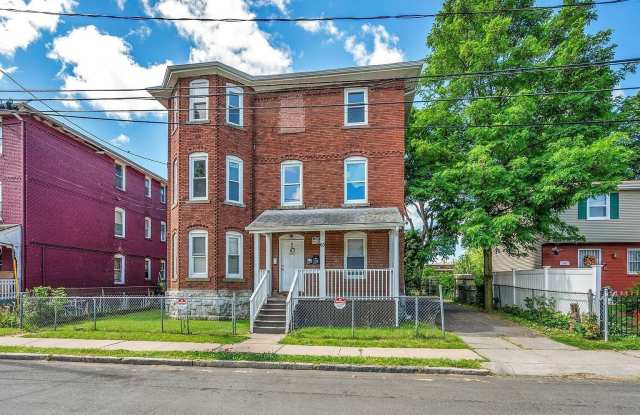 Photo of 63 Seyms Street unit: 3Rd Floor