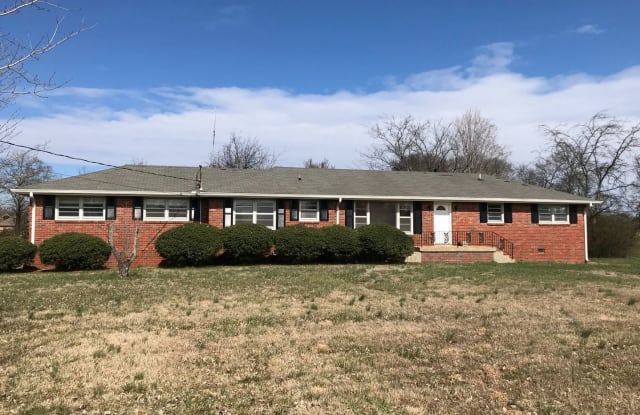 2525 Leeville Pk. - 2525 Leeville Pike, Lebanon, TN 37087