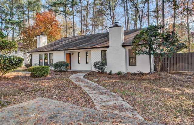 1010 Mathews Ct - A