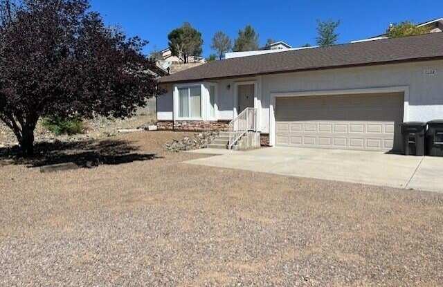 9184 E Lakeshore Drive