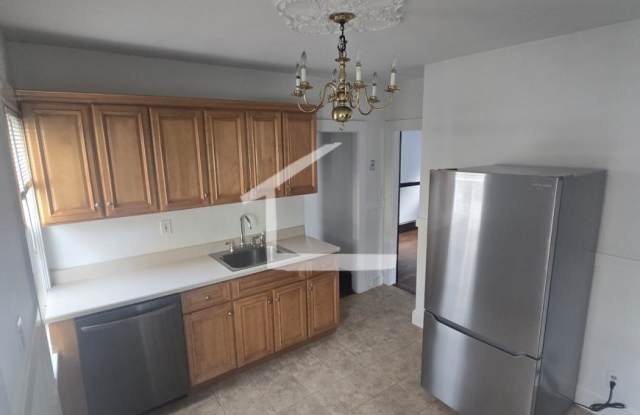 Photo of 70 Montcalm Ave.