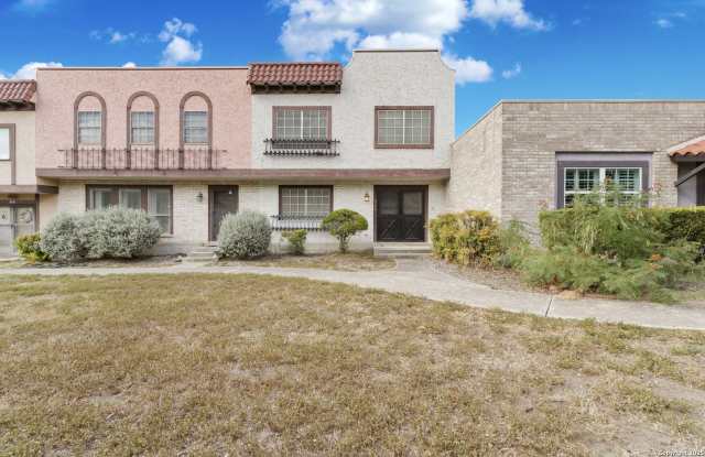 Photo of 6746 CROWN RIDGE