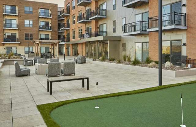 5120 E Cheryl Parkway Unit A11