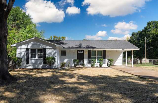 3 bedroom, 2 bath recently renovated in Southaven