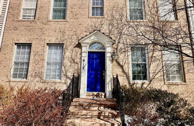 917 Crestfield Drive - 1