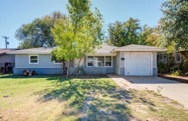 2405 47th Street - 2405 47th Street, Lubbock, TX 79412