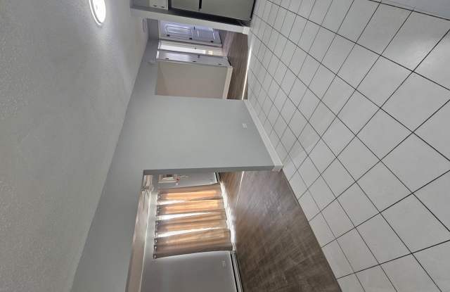 Photo of 212 Madison Street unit: 3B