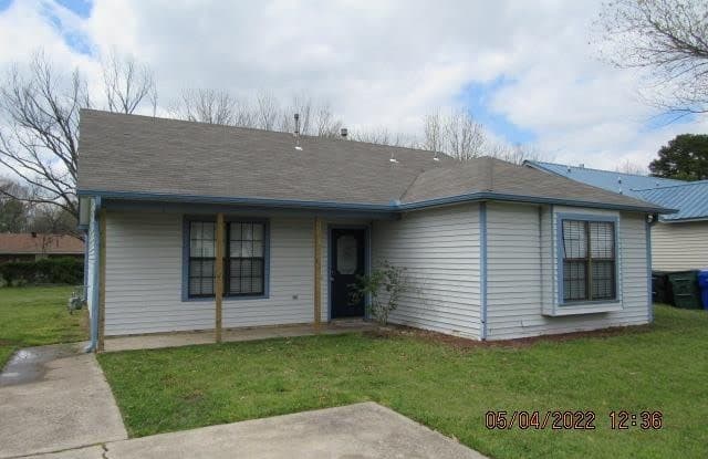 1313 Collier Drive - 1313 Collier Drive, Conway, AR 72032