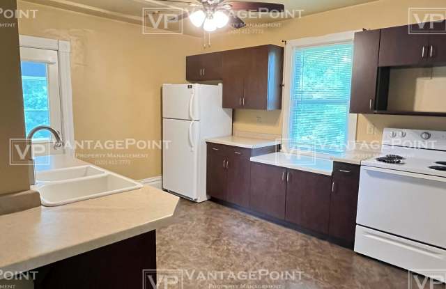 809 3rd Street - Upper