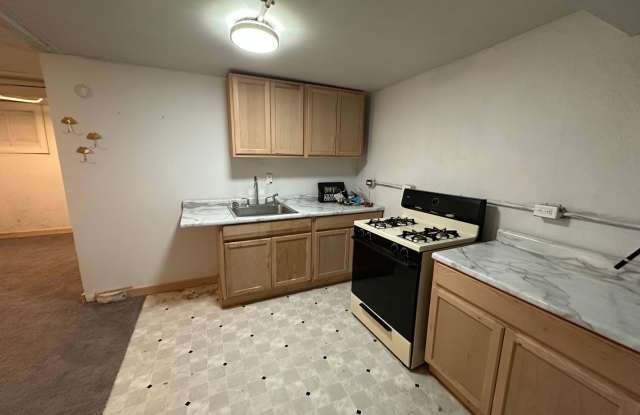 Photo of 2500 W Fond Du Lac Ave