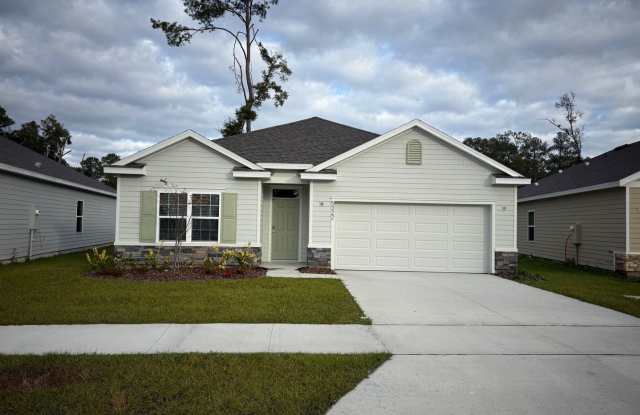 4 Bedroom 2 Bath Close to Hospitals and Shopping