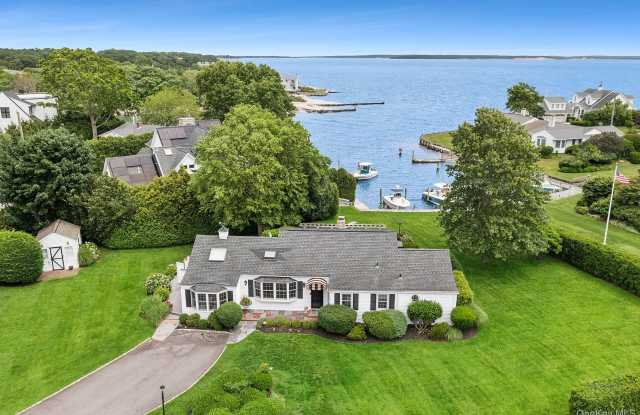 Photo of 315 Old Salt Road