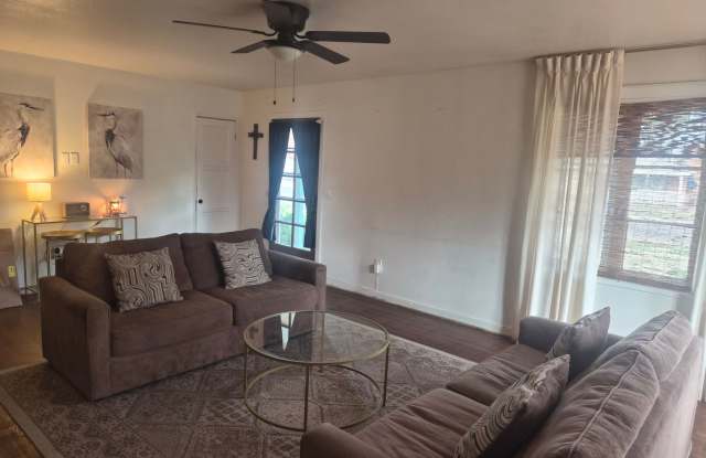Spacious Tempe Home – Available 3/1/26!