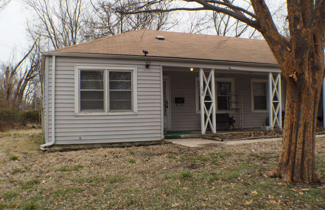 1319 E Scott St - 1319 Scott Street, Wichita, KS 67216