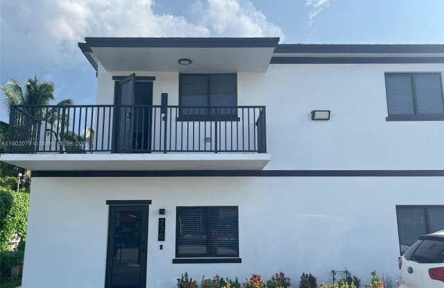 Photo of 772 NW 103 St