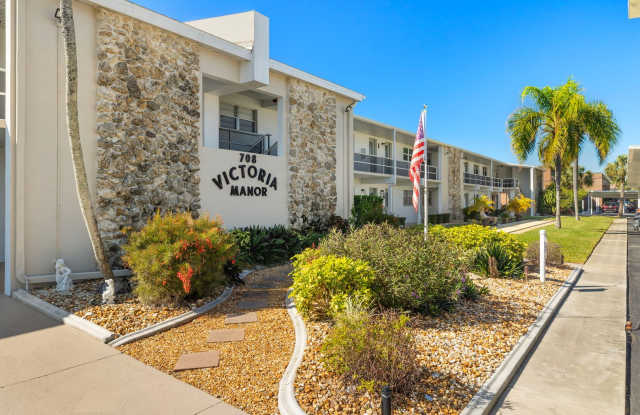 Charming 2 Bed 2 Bath Condo