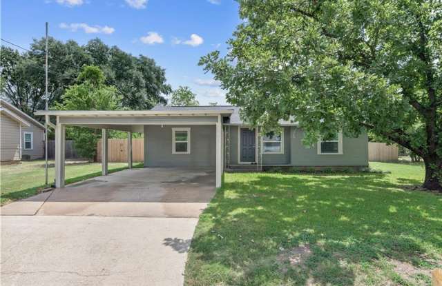 Photo of Available June 2026! Adorable 3 Bedroom House in Bryan!