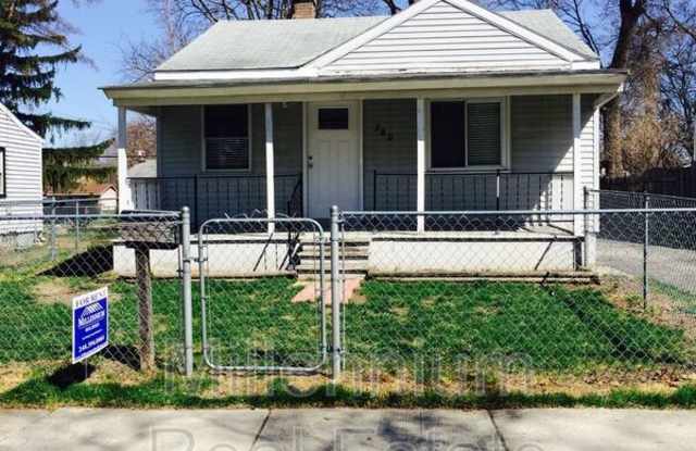 260 W. Longfellow