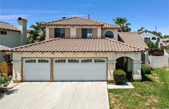 15565 Gorrion Court