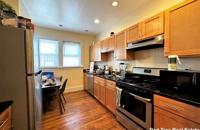 Photo of 229 Chestnut Hill Avenue