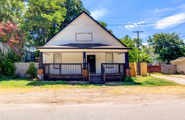 212 N Wewoka Ave - 212 North Wewoka Avenue, Claremore, OK 74017