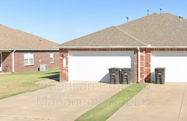 4712 NE Wisconsin St - 4712 Northeast Wisconsin Street, Bartlesville, OK 74006