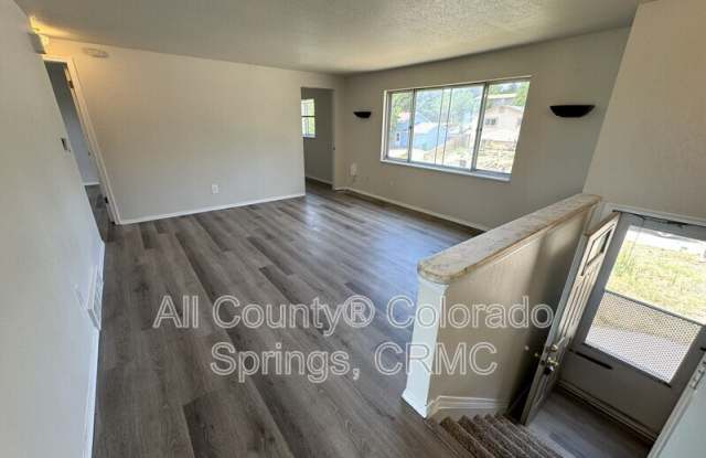 1237 Chiricahua Drive