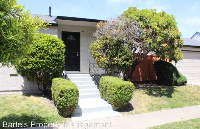 911 33rd St., Richmond, CA 94804