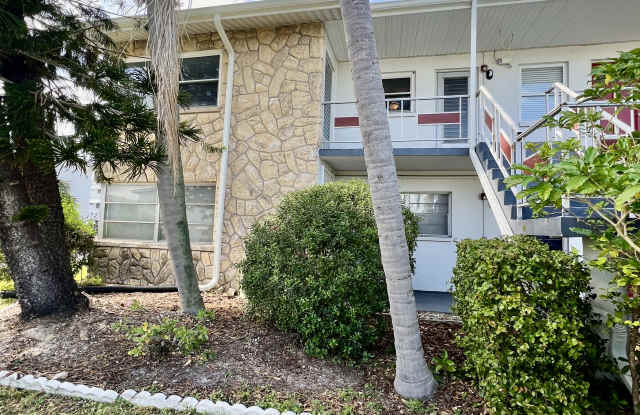 5920 18th St N Apt 14
