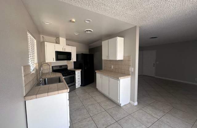 3 BEDROOM 2 BATH HOME - 3612 East Del Rio Drive, North Las Vegas, NV 89030