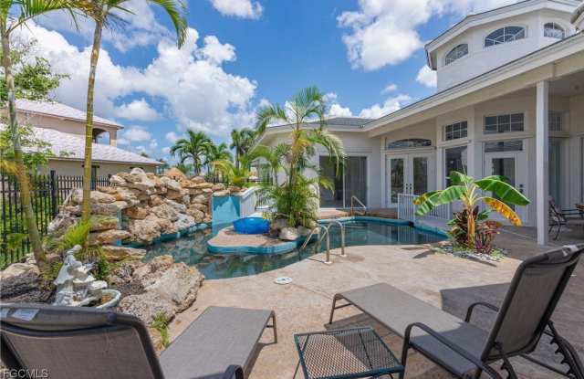 2417 Cape Coral Parkway W