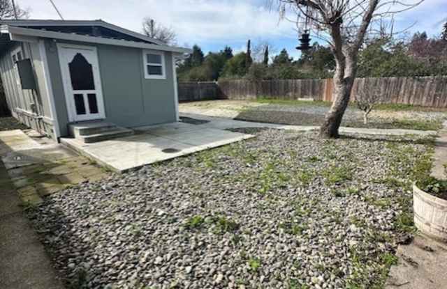 5107 Hutchinson Road