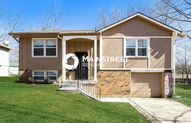 11923 Manchester Avenue