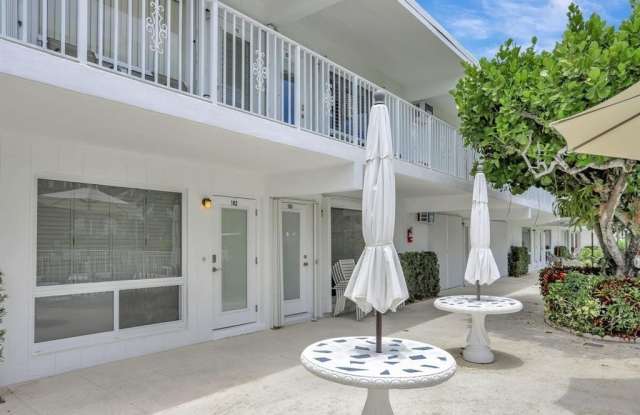 Photo of 3215 SE 10th Street