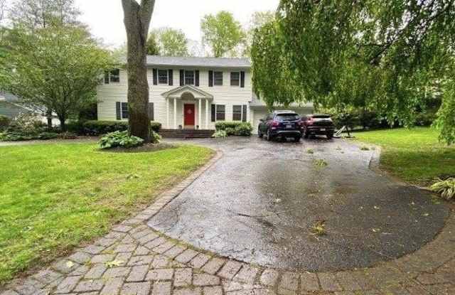 174 Lodge Avenue