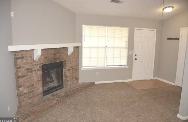 4952 Isle Royal Court