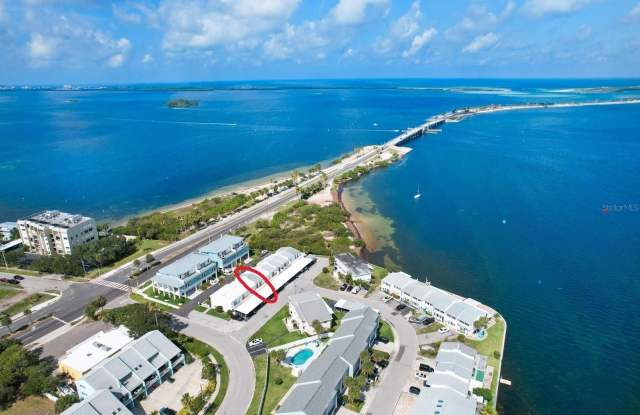 212 BUNKER HILL LANE