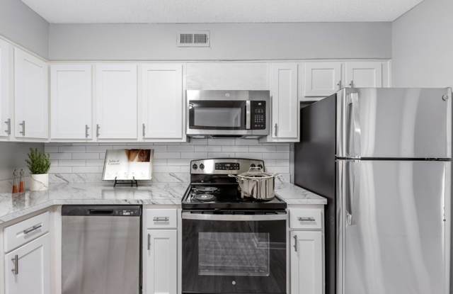 Photo of Elliot Roswell