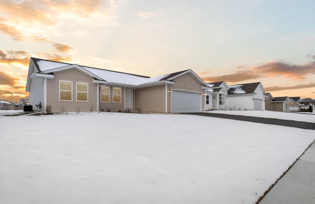 2660 Claremont Drive - 2660 Claremont Drive, Beloit, WI 53511