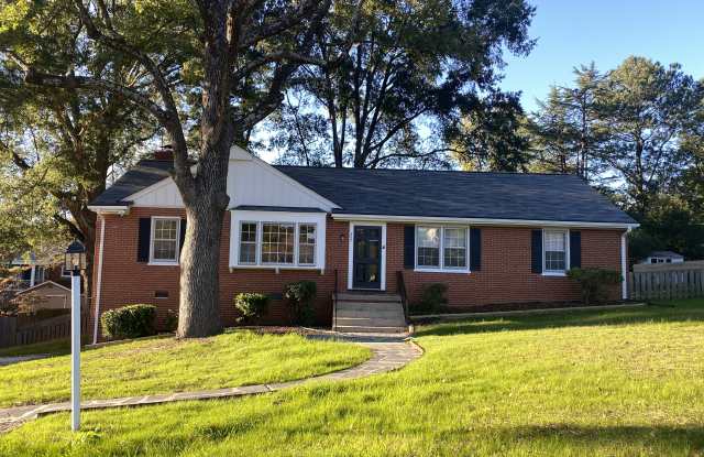 502 Glendale Dr