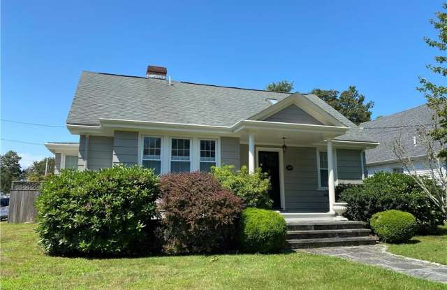 123 Carroll Avenue