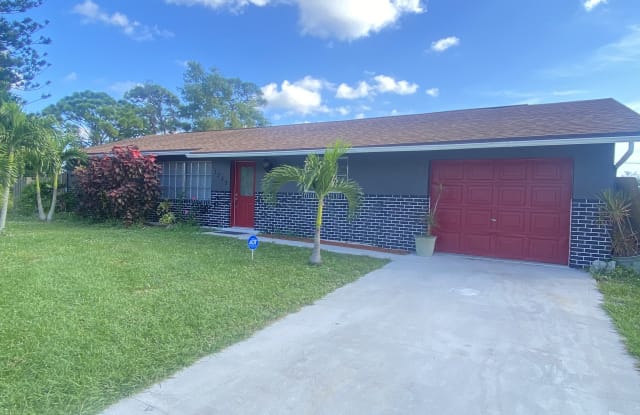 1337 Southeast Floresta Drive - 1337 Southeast Floresta Drive, Port St. Lucie, FL 34983