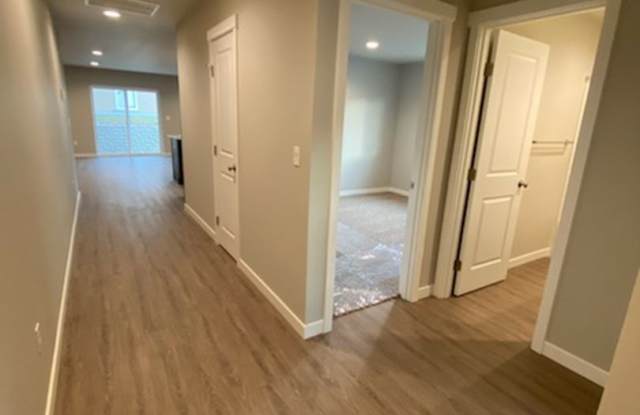 Luxury 3 bedroom, 2 bath home with double garage!