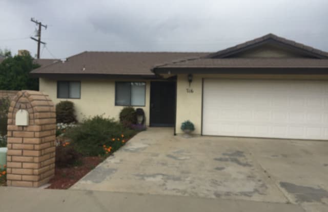 716 Fairhaven Circle - 716 Fairhaven Circle, Porterville, CA 93257