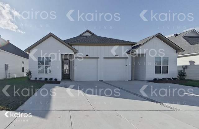 4828 West Dacha Lane