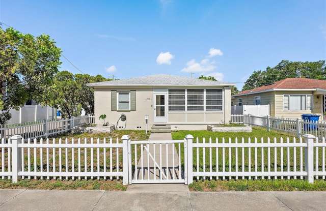 Photo of 918 27TH STREET N