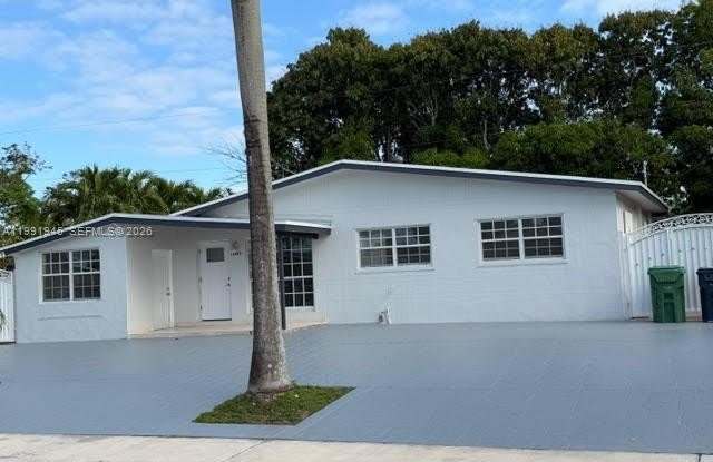 12455 SW 185th Ter
