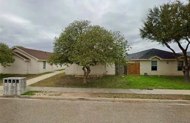 Photo of 901 English Avenue unit: 3