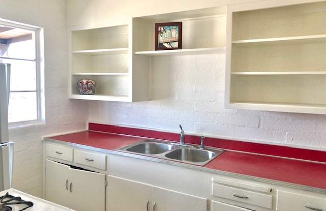 2254 East Monterey Vista