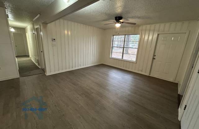 1101 North Kings Highway